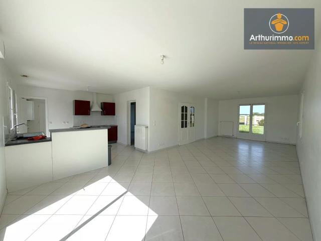 Location Maison 5 pièces 130 m2 à Lachelle