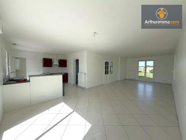 Location Maison 5 pièces 130 m2 à Lachelle