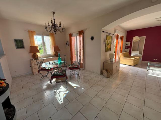 Location Maison 5 pièces 133 m2 Montfaucon