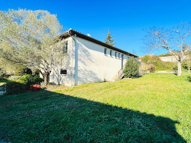 Location Maison 5 pièces 133.16 m2 Saint André de Cubzac