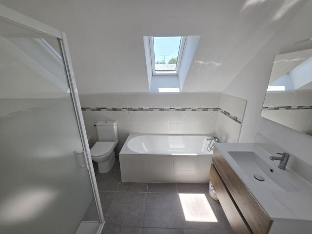 Location Maison 5 pièces 145m² FLAVIN 12450