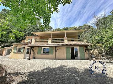 Location Maison 5 pièces 147 m2 Besse sur Issole