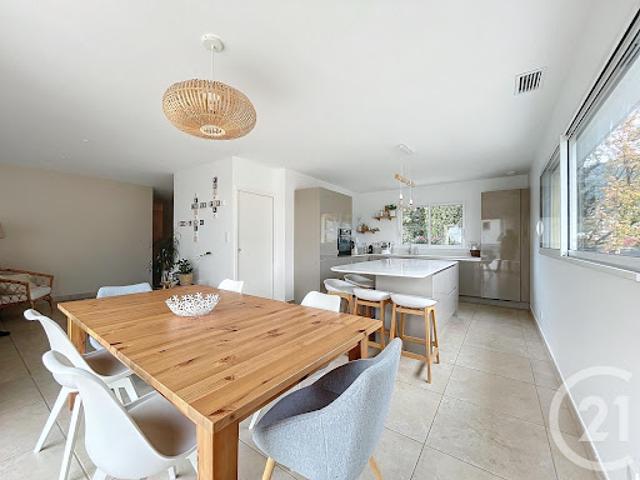 Location Maison 5 pièces 148.02 m2 La Roquette sur Siagne