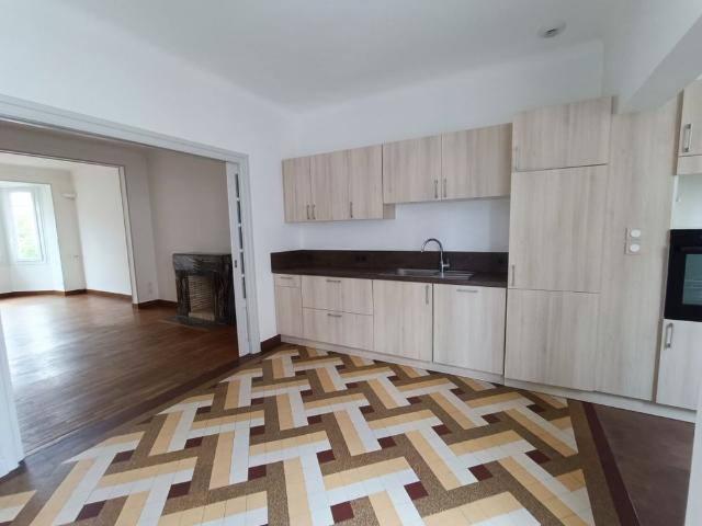 Location Maison 5 pièces 149m² LES SABLES D OLONNE 85100