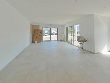 Location Maison 5 pièces 140m² EYMEUX 26730