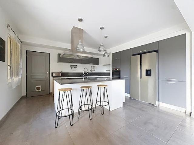 Location Maison 5 pièces 141.95 m2 Saint Agnant