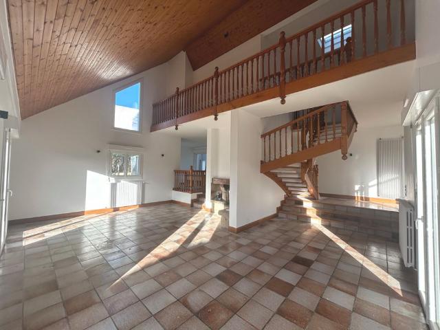 Location Maison 5 pièces 141m² PLERIN 22190