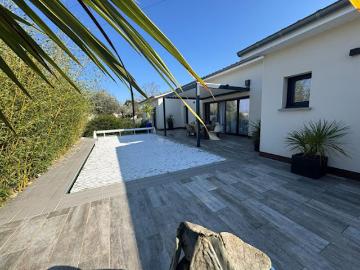 Location Maison 5 pièces 143 m2 Chatuzange le Goubet