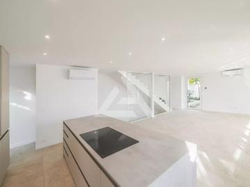 Location Maison 5 pièces 143m² CAP D AIL 06320