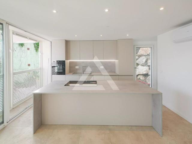 Location Maison 5 pièces 143m² CAP D AIL 06320