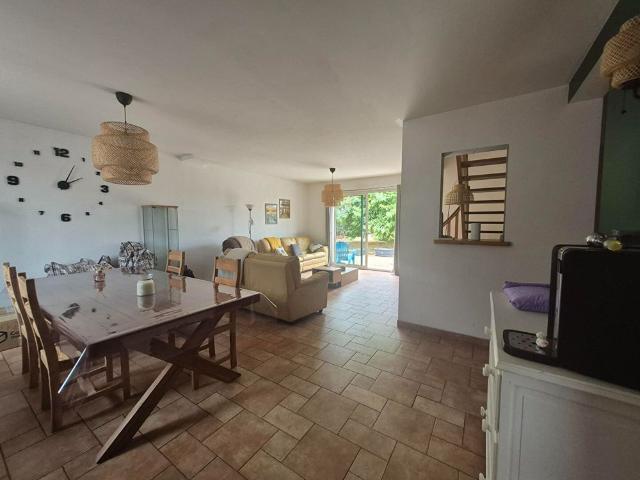 Location Maison 5 pièces 143m² Mesnil Roch 35720