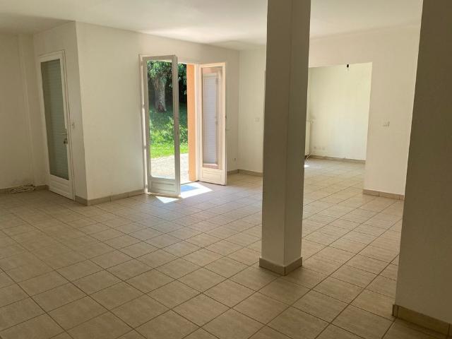 Location Maison 5 pièces 143m² STE FOY LES LYON 69110