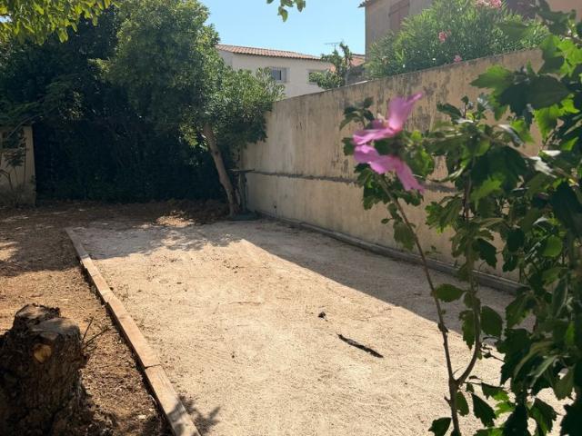 Location Maison 5 pièces 155m² SIX FOURS LES PLAGES 83140
