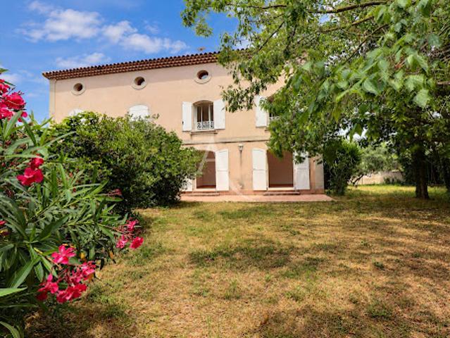 Location Maison 5 pièces 159 m2 Marseille 12ème
