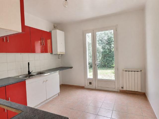 Location maison 5 pièces, 159.00m², Marseille 12