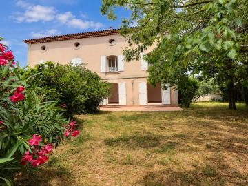 Maison 5 pièces Marseille 12 159.00m² 1917€ à louer l'Adresse