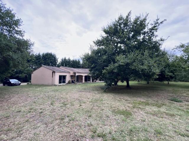 Location Maison 5 pièces 150 m2 à Carcans