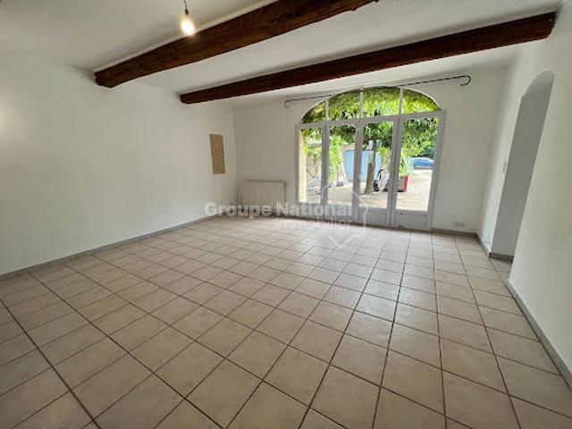 Location Maison 5 pièces 151 m2 Entraigues sur la Sorgue