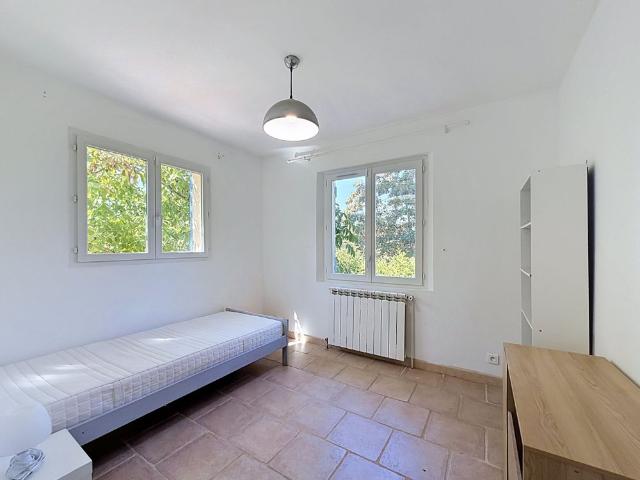 Location Maison 5 pièces 151m² VALBONNE 06560