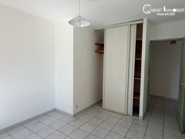 Location Maison 5 pièces 151m² ST CYR SUR MER 83270