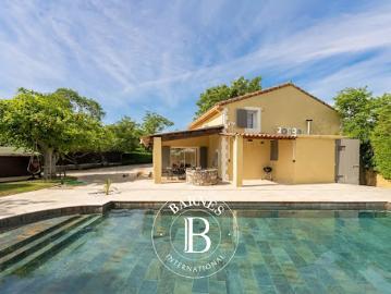 Location Maison 5 pièces 153 m2 Aix en Provence