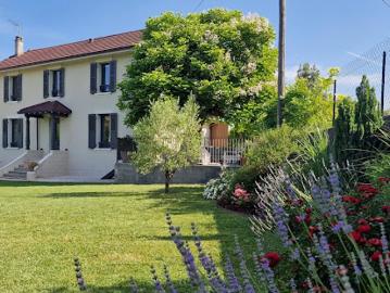Location Maison 5 pièces 173.8 m2 Saint verand