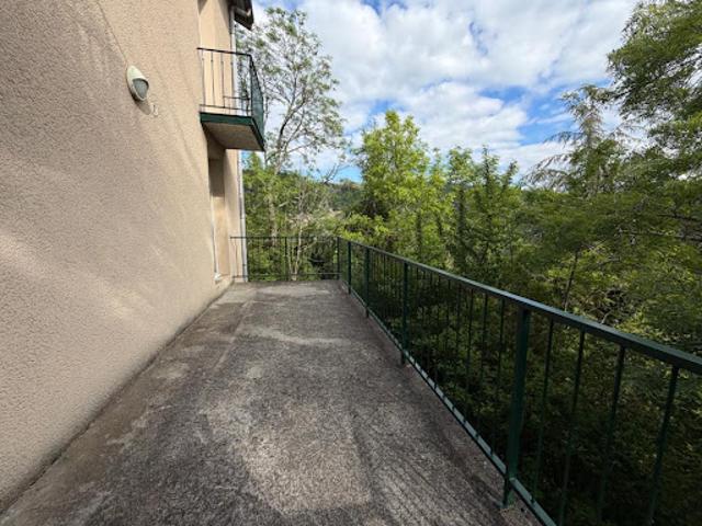 Location Maison 5 pièces 181 m2 Saint Etienne