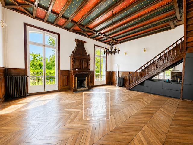 Location Maison 5 pièces 197 m2 Croissy sur Seine