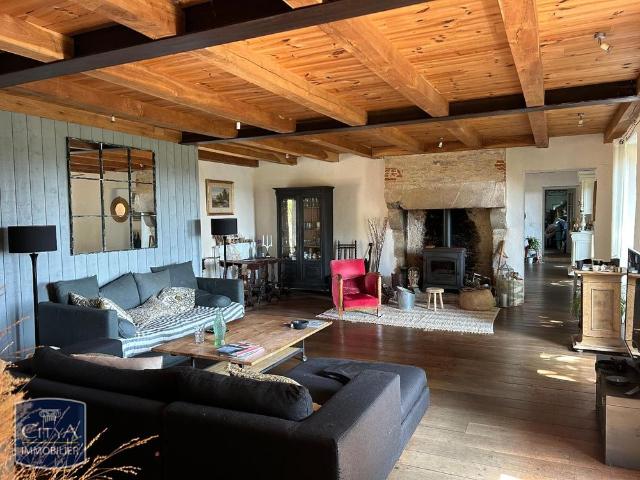 Location Maison 5 pièces 217m² GUERANDE 44350