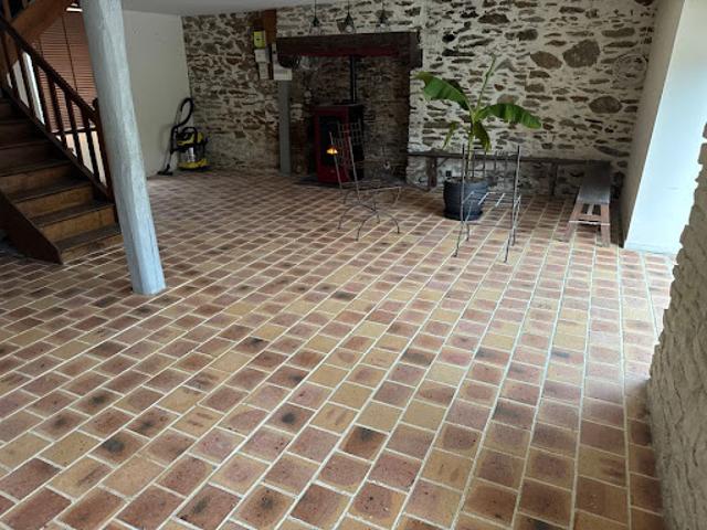 Location Maison 5 pièces 220 m2 Chalus
