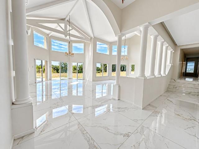 Location Maison 5 pièces 238m²