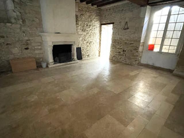 Location Maison 5 pièces 279.55 m2 Montjavoult