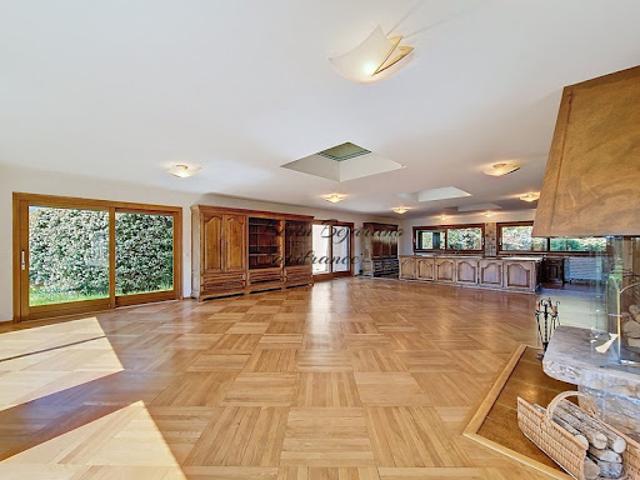 Location Maison 5 pièces 273 m2 Vétraz Monthoux