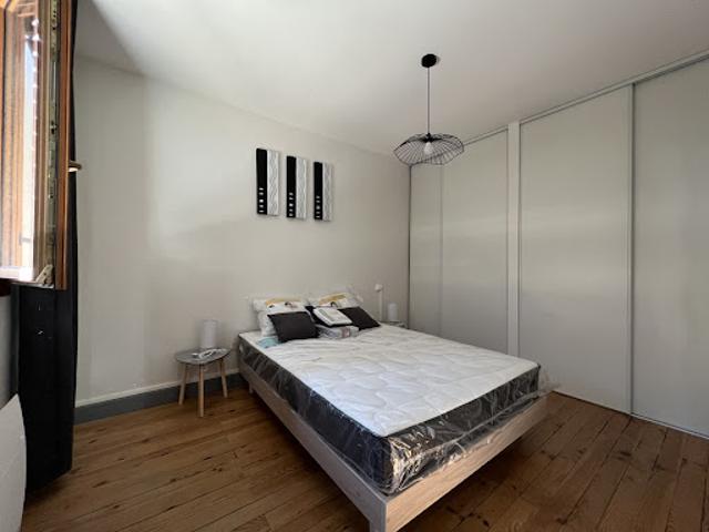 Location Maison 5 pièces 60 m2 Saint Etienne de Cuines