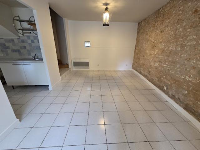 Location Maison 5 pièces 74 m2 Cubjac