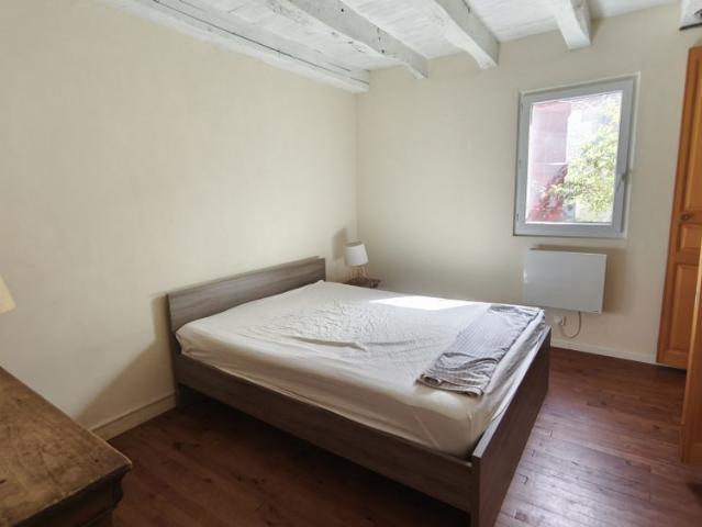 Location Maison 5 pièces 75m² VAYRAC 46110