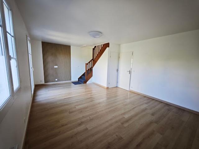Location Maison 5 pièces 79.09 m2 Magnanville