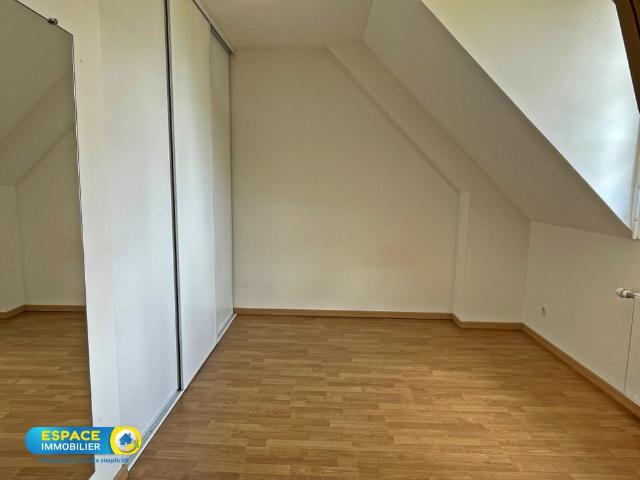 Location Maison 5 pièces 81m² ST BENOIT SUR LOIRE 45730