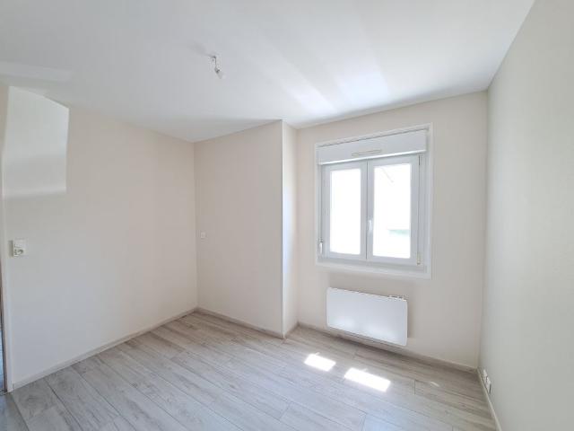 Location Maison 5 pièces 82m² ESTISSAC 10190