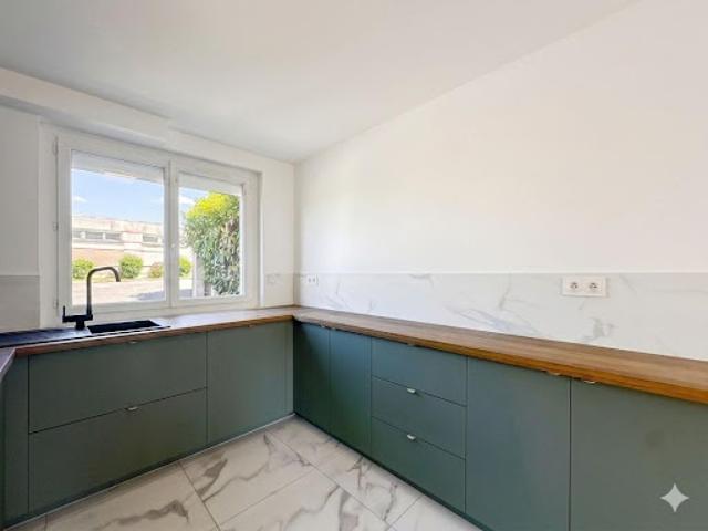 Location Maison 5 pièces 85.8 m2 Balma