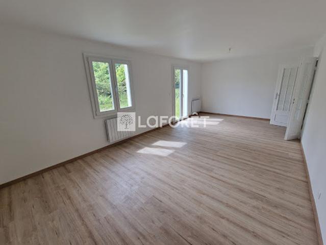 Location Maison 5 pièces 86.33 m2 Ville Saint Jacques