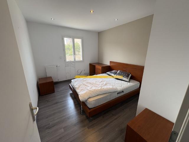 Location Maison 5 pièces 90m² MONTELIMAR 26200