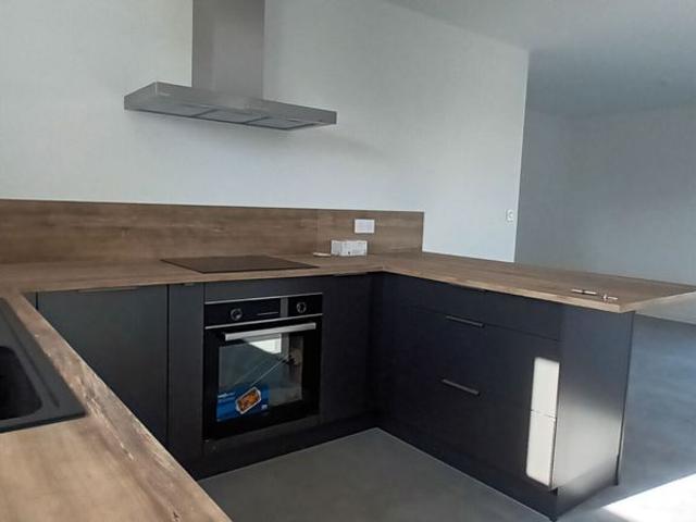 Location maison 5 pièces, 94.00m², Saint Sulpice d'Arnoult
