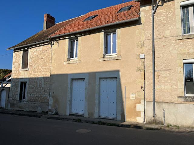 Location Maison 5 pièces 94.37 m2 Oyré