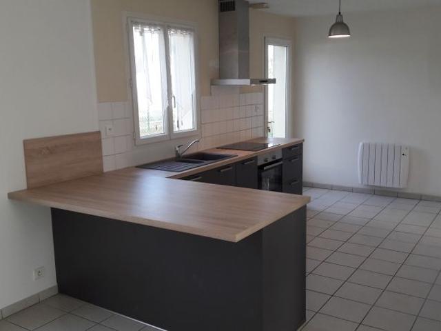 Location Maison 5 pièces 94m² SARAN 45770