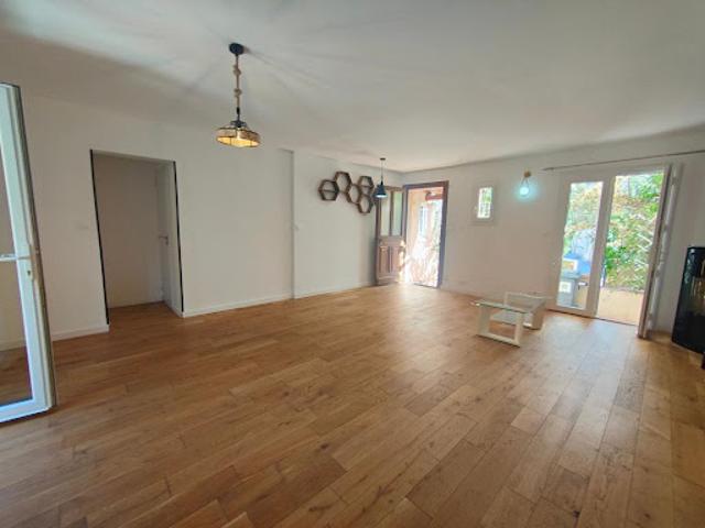 Location Maison 5 pièces 95.6 m2 Toulon