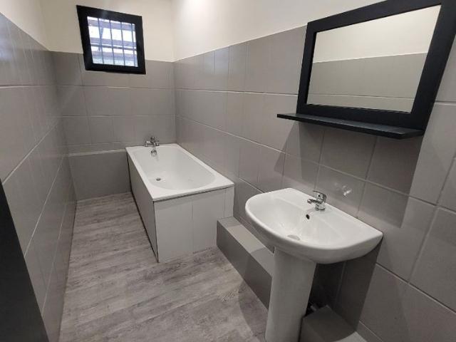 Location Maison 5 pièces 95m² CARVIN 62220