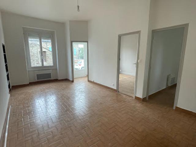 Location Maison 5 pièces 97.73 m2 Saint Germain sur Ille