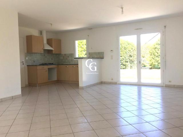 Location Maison 5 pièces 97m² NORT SUR ERDRE 44390