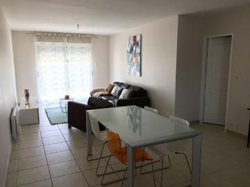 Location Maison 5 pièces 98 m2 Saint Etienne de Tulmont
